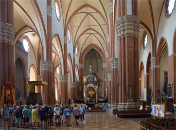 interieur San Pietro